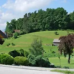Dobrotin Holiday home *
