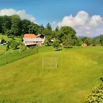 Holiday home Dobrotin *