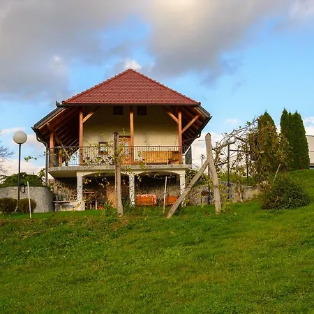 Сasa de vacaciones Dobrotin *