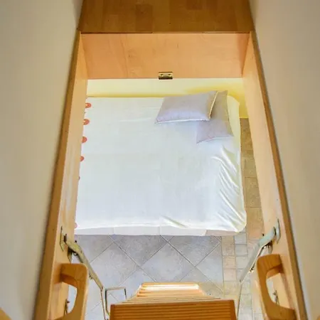 Dobrotin Holiday home *