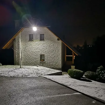 Dobrotin Holiday home *