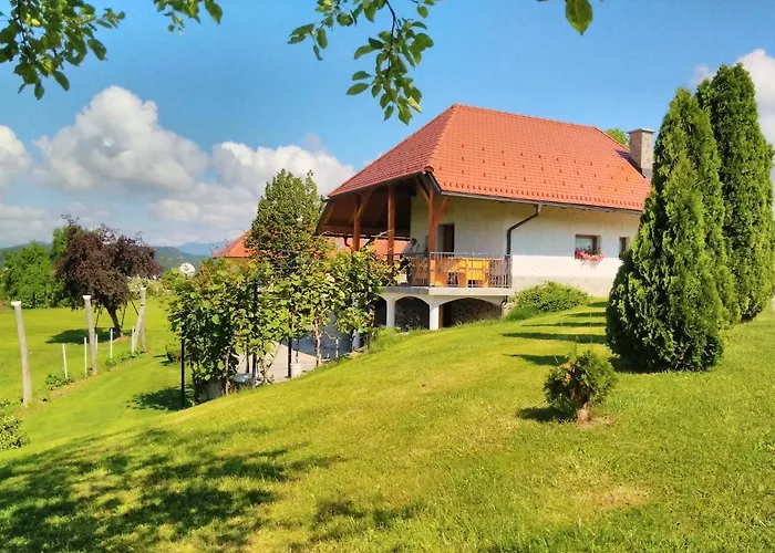 Dobrotin Casa de Férias Vojnik