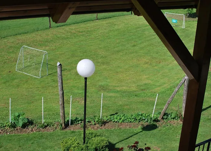 Dobrotin Semesterbostad *