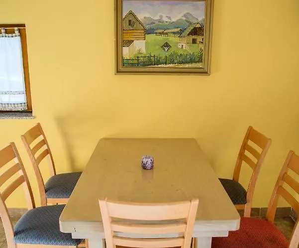 Casa de Férias Dobrotin Vojnik