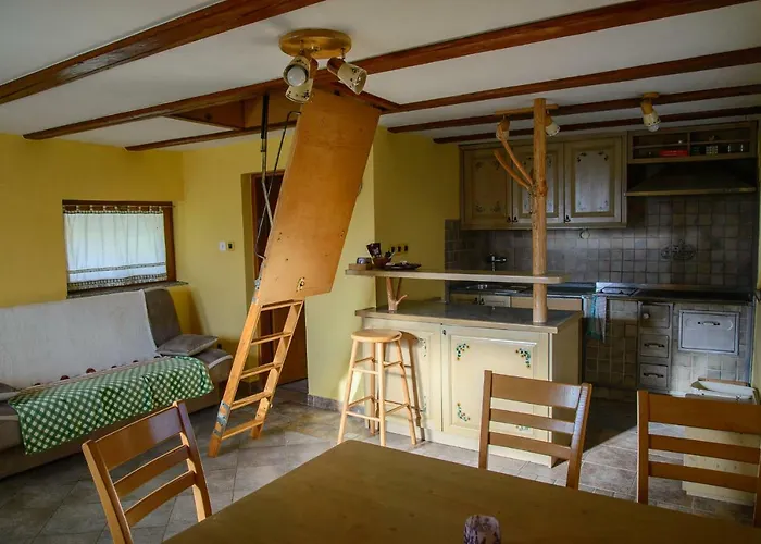 Dobrotin Casa de Férias Vojnik